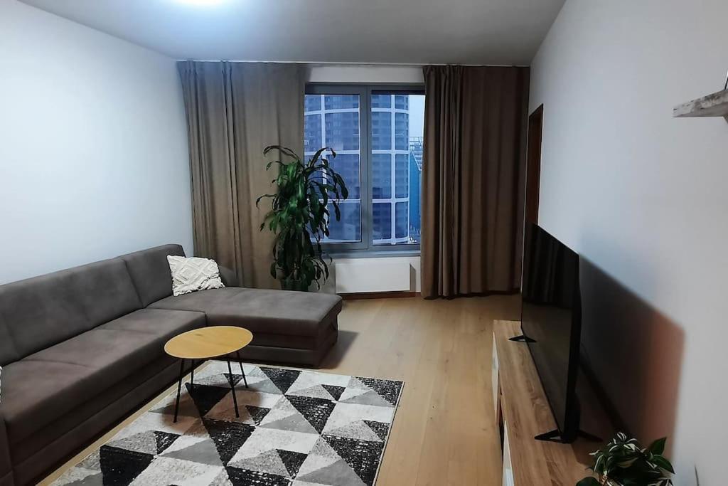 Sky-Park Flat&Parking Apartment Bratislava Luaran gambar
